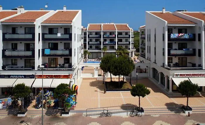 Pins I Mar アパート