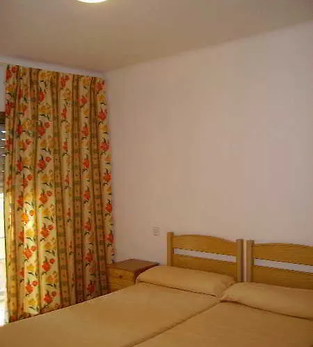 アパート Pins I Mar カンブリルス