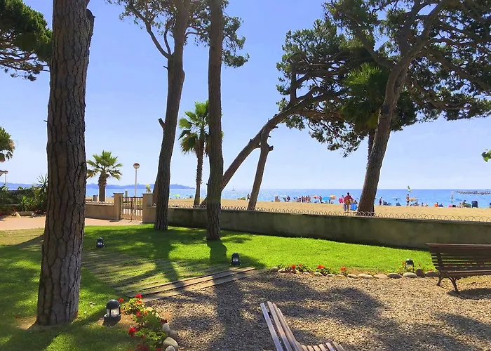 アパート Pins I Mar