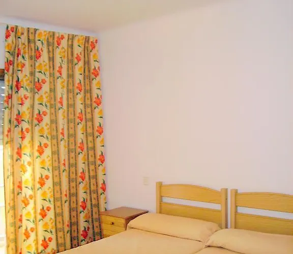 Pins I Mar カンブリルス